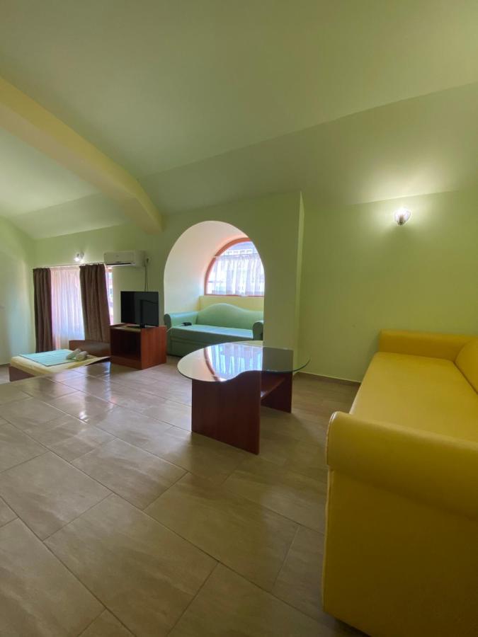 Къща За Гости Деника Sozopol Buitenkant foto